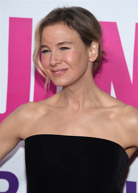 Renee Zellweger's Family: 5 Fast Facts You Need to .